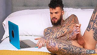 Hatler Gurius And Joey Mills - Self-fucking Gooner Gets Caught
