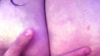 Big boob brunette masturbates on webcam