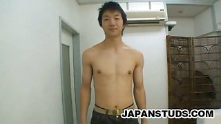 Stud Japanese jerking off