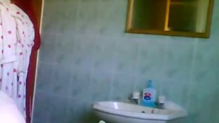 Hidden cam in the bathroom catches my flatmate naked