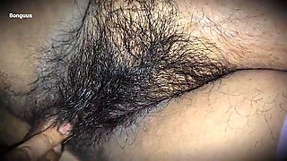 Bhabhi ke sath Soya toh bhabhi ne Raat ko lund pakad liya