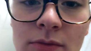 Beautiful Amateur cute teen babe toying pussy