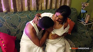 Real Indian Couple Having Raw Passionate Sex In Hotel - Hardcore