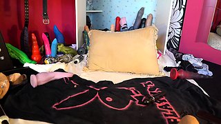 Hot teen lauryn may solo toying