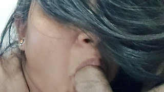 Riya bhabhi choos rahi hein