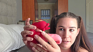 BBW Unboxes & Plays with Jodivibe Medusa Dual - Tongue Clit and G-spot Vibrator