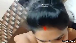 Today Exclusive-sexy Bhabhi Give Blowjob