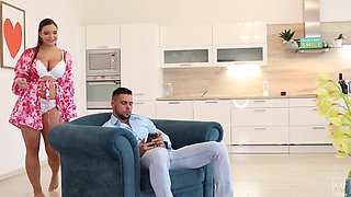 Chubby wife Sofia Lee gives a blowjob and gets her pussy rammed