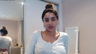 Big boobs milf masturbating