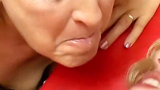 Bukkake party with the MILF Ela Spermamaus and the hot teen Dirty Julia here are the names program