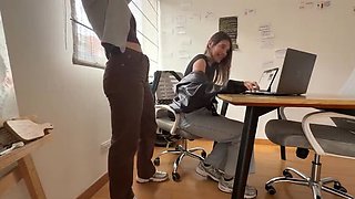 Scarlettandc Lesbian Sex: Big Ass Latina Fucks and Eats Pussy in HD