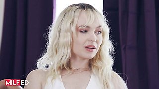 Rachael Cavalli and London River's wet pussy porn by MILFED