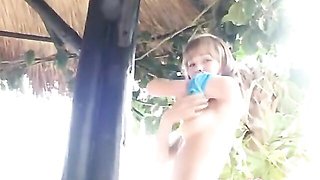 Flashing sex with modest Selina 18 from Premium GFs