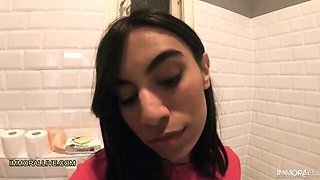 Insatiable hoochie's latina smut