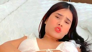 Big boobs milf masturbates with her dildo