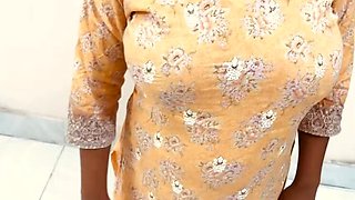 Bangladeshi Stepmom Gets Fucked by Older Stepson in Bedroom