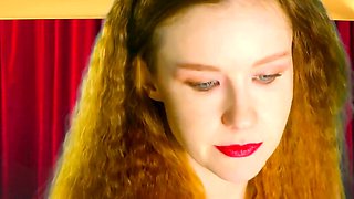 Amateur Webcam Teen Flashes Masturbates