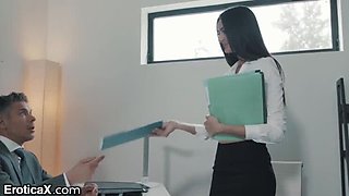Eliza Ibarra Hot Latina Fucks Boss In Office - Doggystyle & Missionary Sex