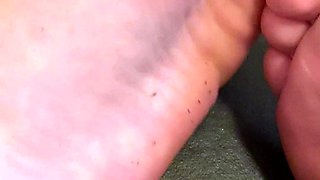 Linsey Dawn solo foot fetish