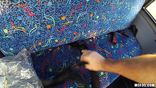 Mofos - Petite Lola Gatsby Meets Ryan & Gets Fucked Hard by the Bus Inspector on the End of His Shift