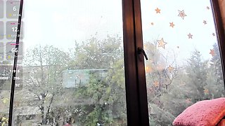 Big boob brunette masturbates on webcam