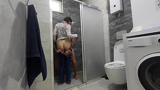 I Fuck a Hot Stepmom in Her Clothes in the Shower!