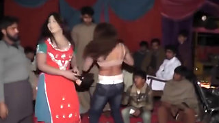 Hot Desi Dance Showing Her Boobs Live   mujra