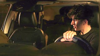 College Girl’s Risky Car Fuck – Natural Tits Bounce on BWC in Public