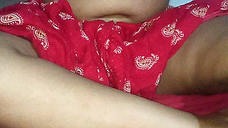 Desi Indian Bhabhi Squirting. Hard Fuck by Husband and Dildo