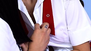 Sis Swap-Serena Santos and Sawyer Cassidy: Fooling Around