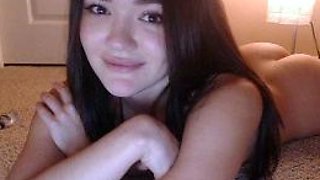 Brunette Solo Webcam Masturbation