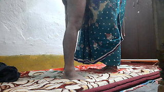 Hot Romance with Young Maid