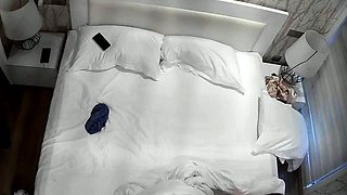 Hot amateur hidden cam