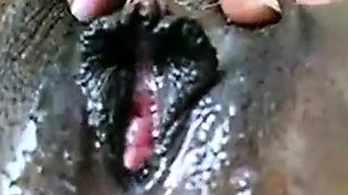 Black girl's juicy pussy on webcam