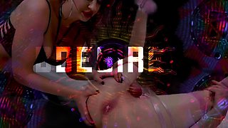 Foxy 3D Superwoman bounces up and down on a cock