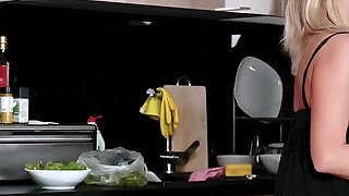 Karina King Perfect Housewife