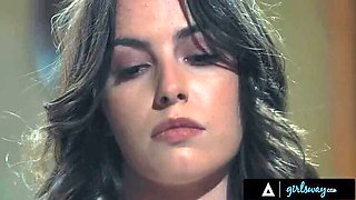 Chanel Camryn & Scarlett Alexis Romantic Piano Sex - Asian Babes Fingering & Pussy Eating Outdoors