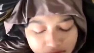 Hijab Cantik Ngentod Crot Dimuka