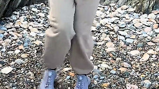Desperate Girl's Pee on the Beach Compilation