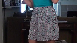 American MILF Eva Griffin Spreads Her Butterfly Labia