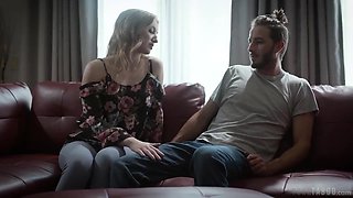 Aunts Hospitality, A Riley Reyes Story