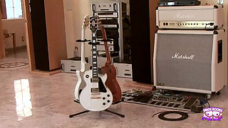 A Slutty Redhead MILF Gets a Little Horny and Decided to Start a Fuck Party