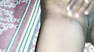 Indian Mature Housewife Fingering and Masturbating for the First Time