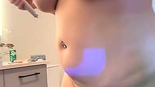 Live Stream with Dani Valentina