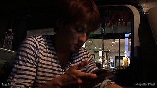 This large amateur cam girl has some very big boobs