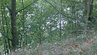 Miley-Weasel - Public - Fremder Typ fickt meine arsch