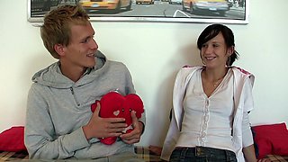Sultry Natalia gives a steamy BJ in this raw reality clip