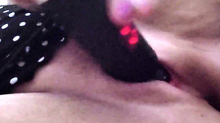 Curvy MILF Squeals and Moans as She Plays with Vibe Wand and Clit Sucker Til She Cums Hard