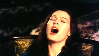 Great Amateur Video Of Hot amateur brunette masturbates