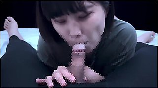 She Gets Excited While Sniffing Erotic Cocks And Snorting During A Blowjob! Nose Job Cum In Mouth　